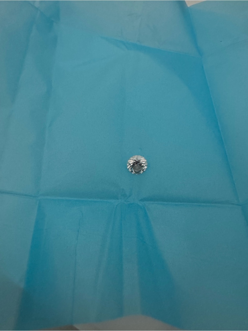 1.70 CT IGI Certified Lab Grown Diamond | Round Brilliant | Ideal Cut | VS2 - Picture 4 of 10